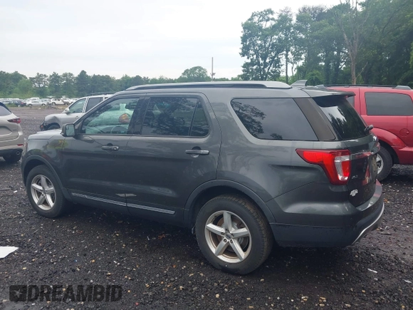 2017 Ford Explorer XLT с VIN 1FM5K8D82HGA39945, выставлен на аукционе IAAI как лот 42610326 с пробегом 9 350 миль миль и . История ставок и продаж доступна на DreamBid. Изображение 14.