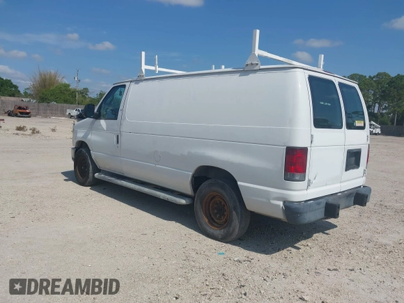 2013 Ford Econoline Cargo Commercial z VIN 1FTNE2EW4DDA25532, wystawiony jako IAAI lot #42136969 z przebiegiem 228 446 mil mil oraz . Historia ofert i sprzedaży dostępna na DreamBid. Obrazek 3.
