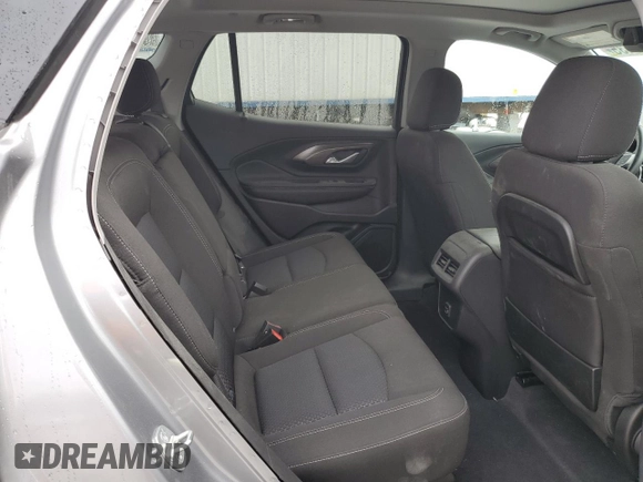 2024 GMC Terrain SLE z VIN 3GKALMEGXRL103729, wystawiony jako Copart lot #54666435 z przebiegiem 13 444 mil mil oraz Szkoda całkowita • Salvage title. Historia ofert i sprzedaży dostępna na DreamBid. Obrazek 10.
