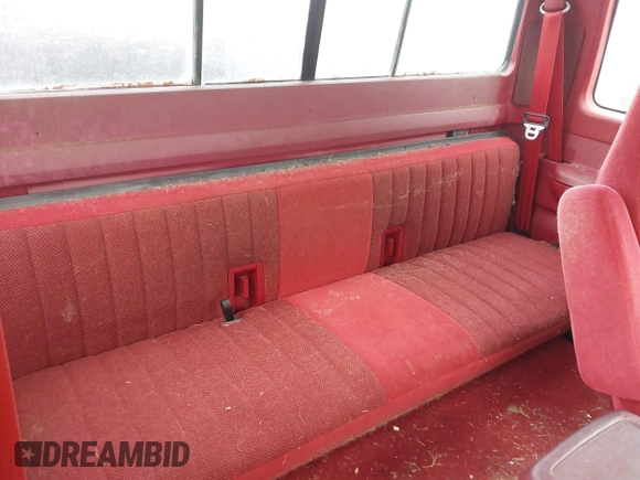 1992 Ford F-150 with VIN 1FTEX15N5NKA08828, listed as a IAAI auction lot 41882327 with Not Provided miles. Bid and sale history available at carsss.com. Image 8.