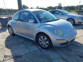 2008 Volkswagen Beetle S with VIN 3VWPW31C08M504075, listed as a IAAI auction lot 42548521 with 109,128 mi miles and . Bid and sale history available at DreamBid. Image 1.