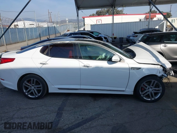 2013 Kia Optima SX with VIN 5XXGR4A62DG175031, listed as a IAAI auction lot 41835113 with 186,084 mi miles. Bid and sale history available at carsss.com. Image 13.