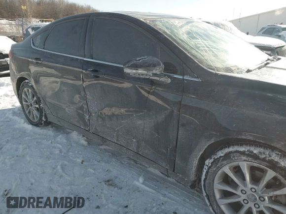 2017 Ford Fusion SE with VIN 3FA6P0HD8HR251153, listed as a IAAI auction lot 41580390 with 109,758 mi miles. Bid and sale history available at carsss.com. Image 6.