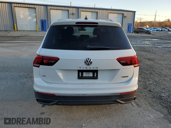 2022 Volkswagen Tiguan SE with VIN 3VV2B7AX2NM122341, listed as a Copart auction lot 86706564 with 27,709 mi miles and Salvage title. Bid and sale history available at DreamBid. Image 6.