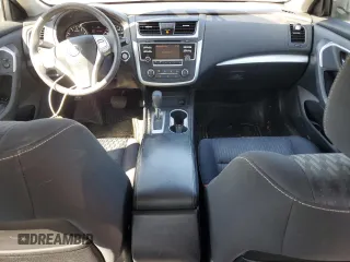 2017 Nissan Altima SV z VIN 1N4AL3AP9HC280669, wystawiony jako Copart lot #57898415 z przebiegiem 138 034 mil mil oraz Szkoda całkowita • Salvage title. Historia ofert i sprzedaży dostępna na DreamBid. Obrazek 8.