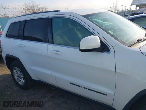 2017 Jeep Grand Cherokee Laredo with VIN 1C4RJEAG3HC696635, listed as a IAAI auction lot 41594123 with 97,502 mi miles. Bid and sale history available at carsss.com. Image 13.