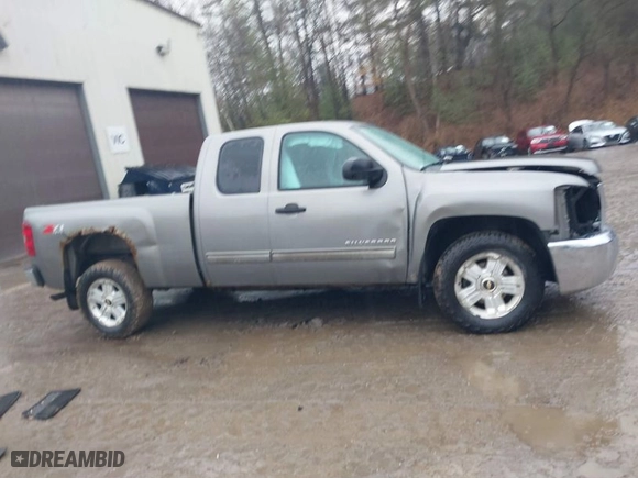 2012 Chevrolet Silverado 1500 LT with VIN 1GCRKSE74CZ206988, listed as a IAAI auction lot 41817685 with 171,829 mi miles. Bid and sale history available at carsss.com. Image 13.