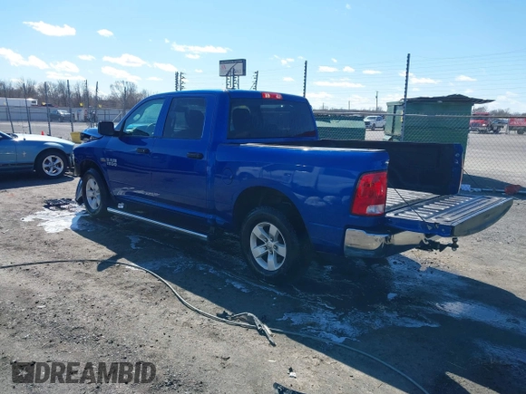 2018 Ram 1500 Express z VIN 1C6RR6KT7JS160672, wystawiony jako IAAI lot #41717485 z przebiegiem 141 712 mil mil oraz . Historia ofert i sprzedaży dostępna na DreamBid. Obrazek 3.