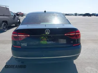 2019 Volkswagen Passat 2.0T Wolfsburg Edition with VIN 1VWLA7A30KC009646, listed as a IAAI auction lot 39842320 with 101,006 mi miles. Bid and sale history available at carsss.com. Image 17.