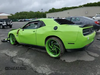2015 Dodge Challenger R/T с VIN 2C3CDZAT2FH855323, выставлен на аукционе Copart как лот 57483085 с пробегом 48 801 миль миль и Списание • Salvage title. История ставок и продаж доступна на DreamBid. Изображение 2.