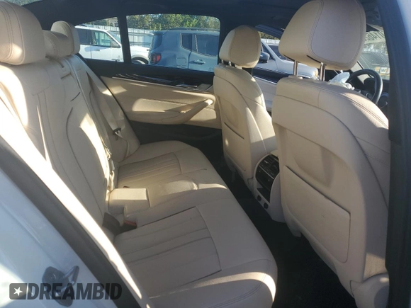 2019 BMW 5 Series 540i xDrive with VIN WBAJE7C58KWW09923, listed as a Copart auction lot 50146235 with 42,440 mi miles and Non Repairable. Bid and sale history available at carsss.com. Image 10.