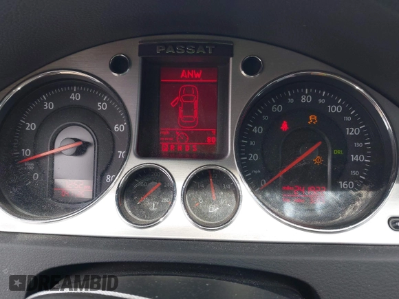 2008 Volkswagen Passat 3.6L V6 z VIN WVWCU73C08P047208, wystawiony jako IAAI lot #42022087 z przebiegiem 241 922 mil mil oraz . Historia ofert i sprzedaży dostępna na DreamBid. Obrazek 7.