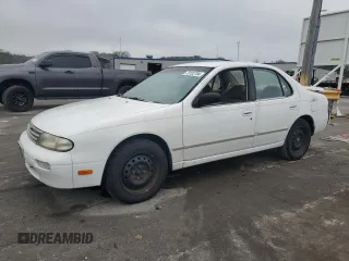 1997 Nissan Altima XE with VIN 1N4BU31D4VC232757, listed as a Copart auction lot 79102784 with 211,466 mi miles and Salvage Title. Bid and sale history available at carsss.com. Image 1.