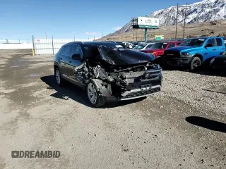 2021 Volkswagen Atlas SEL z VIN 1V2BC2CA5MC235030, wystawiony jako Copart lot #46378545 z przebiegiem 31 212 mil mil oraz Szkoda całkowita • Salvage title. Historia ofert i sprzedaży dostępna na DreamBid. Obrazek 11.