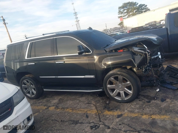 2016 Cadillac Escalade Luxury Collection with VIN 1GYS4BKJ0GR223427, listed as a IAAI auction lot 41208377 with 1 mi miles. Bid and sale history available at carsss.com. Image 13.
