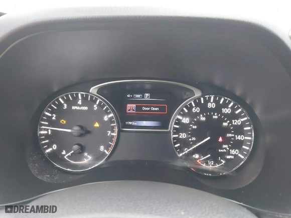2018 Nissan Pathfinder SV with VIN 5N1DR2MM9JC671503, listed as a IAAI auction lot 41535990 with 117,912 mi miles. Bid and sale history available at carsss.com. Image 7.