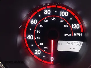 2007 Toyota Matrix STD z VIN 2T1KR32E07C648737, wystawiony jako IAAI lot #42249918 z przebiegiem 123 738 mil mil oraz . Historia ofert i sprzedaży dostępna na DreamBid. Obrazek 15.