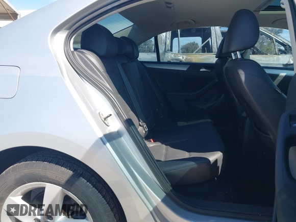 2012 Volkswagen Jetta TDI w/Premium with VIN 3VWLL7AJ8CM314305, listed as a IAAI auction lot 41885355 with 75,669 mi miles and . Bid and sale history available at DreamBid. Image 8.