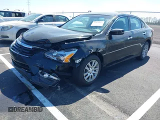 2014 Nissan Altima SV with VIN 1N4AL3APXEC112745, listed as a IAAI auction lot 41870011 with 159,793 mi miles and . Bid and sale history available at carsss.com. Image 2.
