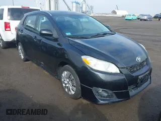 2009 Toyota Matrix S with VIN 2T1LE40EX9C009728, listed as a IAAI auction lot 41906228 with 140,859 mi miles. Bid and sale history available at carsss.com. Image 1.
