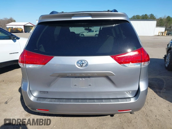 2012 Toyota Sienna LE AAS with VIN 5TDKK3DC5CS269377, listed as a IAAI auction lot 41828866 with 1 mi miles. Bid and sale history available at carsss.com. Image 16.