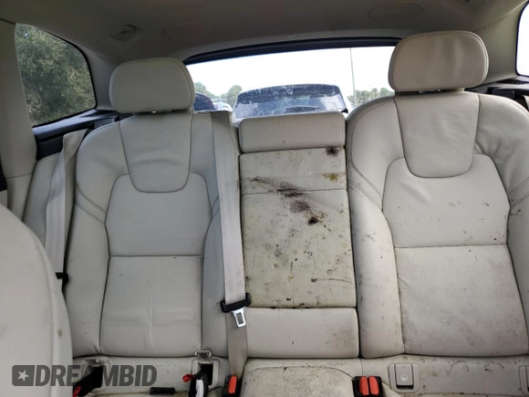 2020 Volvo XC60 Momentum z VIN YV4102DKXL1411297, wystawiony jako Copart lot #74374534 z przebiegiem Nie podano mil oraz Nie do naprawy • Non repairable. Historia ofert i sprzedaży dostępna na DreamBid. Obrazek 10.