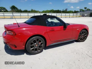 2018 FIAT 124 Spider Abarth z VIN JC1NFAEK8J0134483, wystawiony jako Copart lot #60826924 z przebiegiem 44 431 mil mil oraz Szkody całkowita. Historia ofert i sprzedaży dostępna na DreamBid. Obrazek 3.