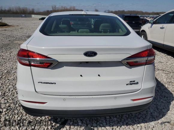 2019 Ford Fusion Hybrid SE with VIN 3FA6P0LU0KR188144, listed as a Copart auction lot 53237005 with 130,833 mi miles and Clean Title. Bid and sale history available at carsss.com. Image 6.