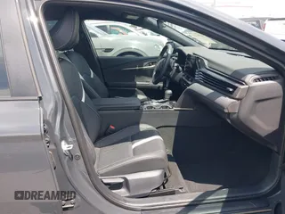 2025 Toyota Camry LE with VIN 4T1DAACK8SU546764, listed as a IAAI auction lot 41981231 with 2,338 mi miles and . Bid and sale history available at DreamBid. Image 5.