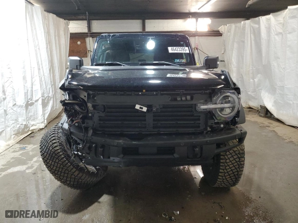 2024 Ford Bronco Wildtrak with VIN 1FMEE2BP1RLA76928, listed as a Copart auction lot 46423395 with 4,873 mi miles and Salvage Title. Bid and sale history available at carsss.com. Image 5.