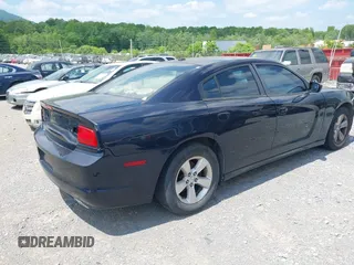 2011 Dodge Charger SE with VIN 2B3CL3CG9BH527176, listed as a IAAI auction lot 42129824 with 136,017 mi miles and . Bid and sale history available at carsss.com. Image 4.