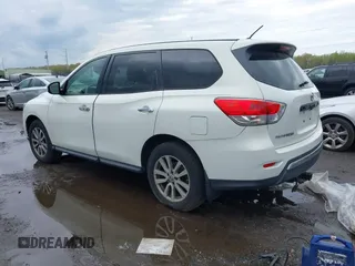 2013 Nissan Pathfinder SV with VIN 5N1AR2MM2DC616205, listed as a IAAI auction lot 42018693 with 132,148 mi miles. Bid and sale history available at carsss.com. Image 3.