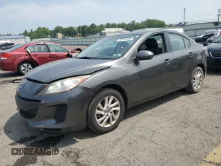 2013 Mazda 3 i Touring z VIN JM1BL1VPXD1835874, wystawiony jako Copart lot #59709455 z przebiegiem 101 602 mil mil oraz Szkoda całkowita • Salvage title. Historia ofert i sprzedaży dostępna na DreamBid. Obrazek 1.
