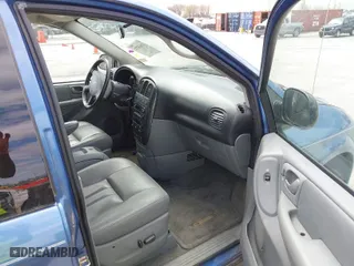 2007 Dodge Grand Caravan SXT with VIN 2D4GP44L37R124787, listed as a IAAI auction lot 41863573 with 132,525 mi miles. Bid and sale history available at carsss.com. Image 5.