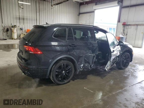 2022 Volkswagen Tiguan SE R-Line Black with VIN 3VV8B7AX6NM168877, listed as a Copart auction lot 47400525 with 21,601 mi miles and Salvage Title. Bid and sale history available at DreamBid. Image 3.