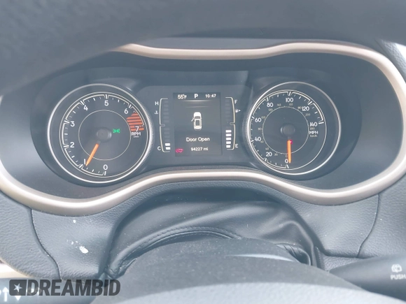 2016 Jeep Cherokee Altitude with VIN 1C4PJLAB9GW352580, listed as a IAAI auction lot 42044284 with 94,227 mi miles and . Bid and sale history available at DreamBid. Image 7.