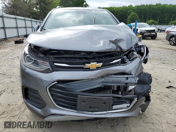 2020 Chevrolet Trax LT with VIN 3GNCJPSB4LL276150, listed as a Copart auction lot 60269245 with 73,689 mi miles and Salvage title. Bid and sale history available at DreamBid. Image 5.