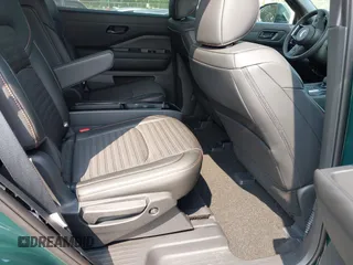 2025 Nissan Pathfinder Rock Creek with VIN 5N1DR3BD6SC239123, listed as a IAAI auction lot 42476803 with 637 mi miles and . Bid and sale history available at DreamBid. Image 8.