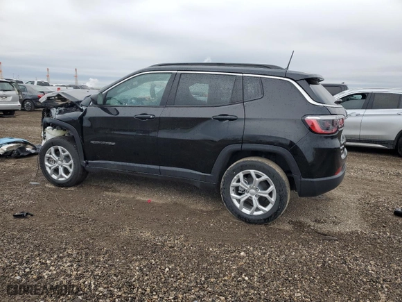 2024 Jeep Compass Latitude with VIN 3C4NJDBN2RT176762, listed as a Copart auction lot 46087005 with 0 mi miles and Clean Title. Bid and sale history available at carsss.com. Image 2.