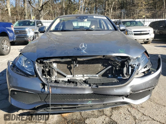 2019 Mercedes-Benz E 450 with VIN WDDZF6JBXKA565531, listed as a Copart auction lot 88964645 with Not Provided miles and Salvage Title. Bid and sale history available at DreamBid. Image 5.