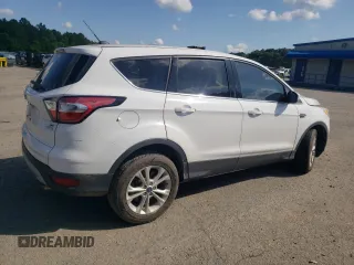 2017 Ford Escape SE z VIN 1FMCU0GD8HUA54074, wystawiony jako Copart lot #58860525 z przebiegiem 149 668 mil mil oraz Szkoda całkowita • Salvage title. Historia ofert i sprzedaży dostępna na DreamBid. Obrazek 3.