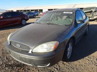2004 Ford Taurus SE with VIN 1FAFP53284G188141, listed as a Copart auction lot 66408515 with 148,864 mi miles and Clean title. Bid and sale history available at DreamBid. Image 1.
