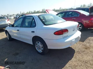 1998 Chevrolet Cavalier z VIN 1G1JC5245W7301333, wystawiony jako IAAI lot #42217676 z przebiegiem 78 070 mil mil oraz . Historia ofert i sprzedaży dostępna na DreamBid. Obrazek 3.