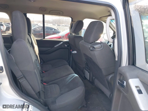 2012 Nissan Pathfinder LE with VIN 5N1AR1NN0CC609284, listed as a IAAI auction lot 41544407 with 278,441 mi miles. Bid and sale history available at carsss.com. Image 8.