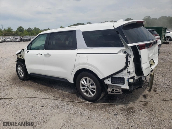 2024 Kia Carnival LX with VIN KNDNB4H38R6398560, listed as a Copart auction lot 58257774 with 4,671 mi miles and Salvage Title. Bid and sale history available at carsss.com. Image 2.
