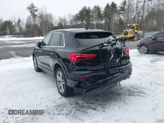 2020 Audi Q3 S line Prestige z VIN WA1FECF34L1043781, wystawiony jako IAAI lot #41500404 z przebiegiem 80 711 mil mil oraz . Historia ofert i sprzedaży dostępna na DreamBid. Obrazek 3.