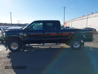 2002 Ford F-250 XL z VIN 1FTNW21F22EB74368, wystawiony jako IAAI lot #41636544 z przebiegiem 164 604 mil mil oraz . Historia ofert i sprzedaży dostępna na DreamBid. Obrazek 15.