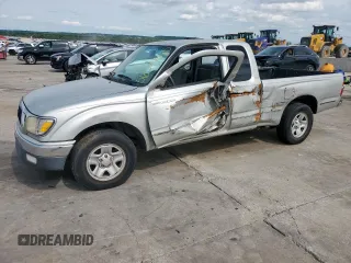 2003 Toyota Tacoma z VIN 5TEVL52N63Z207712, wystawiony jako Copart lot #56349545 z przebiegiem 166 194 mil mil oraz Szkoda całkowita • Salvage title. Historia ofert i sprzedaży dostępna na DreamBid. Obrazek 1.