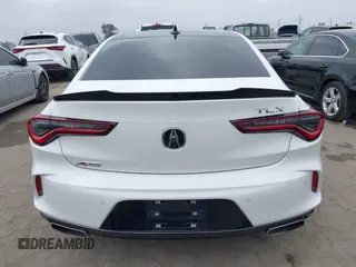 2022 Acura TLX w/A-Spec Package with VIN 19UUB5F59NA001954, listed as a IAAI auction lot 42368946 with 25,685 mi miles and . Bid and sale history available at DreamBid. Image 16.