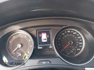 2021 Volkswagen Atlas SE z VIN 1V2RE2CA8MC201494, wystawiony jako IAAI lot #41498075 z przebiegiem 67 687 mil mil oraz . Historia ofert i sprzedaży dostępna na DreamBid. Obrazek 7.